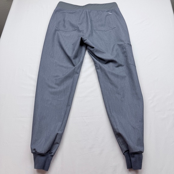 Figs Women's Graphite jogger Scrub Pants & Rafaela oversized top -2pc set - Picture 14 of 16